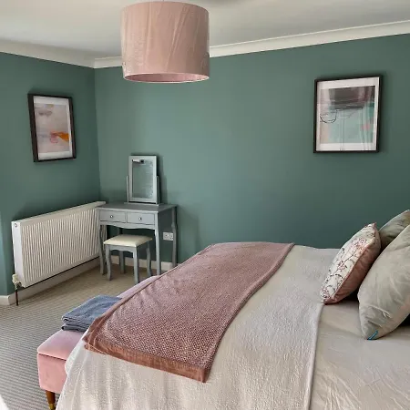 Three Bedroom Holiday House Porthleven, Cornwall. Close To Shops And Beach Exterior photo