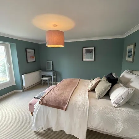 Three Bedroom Holiday House Porthleven, Cornwall. Close To Shops And Beach Exterior photo